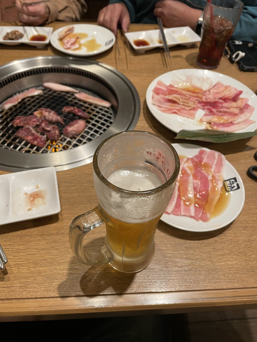 萬`子NotHot tweet media