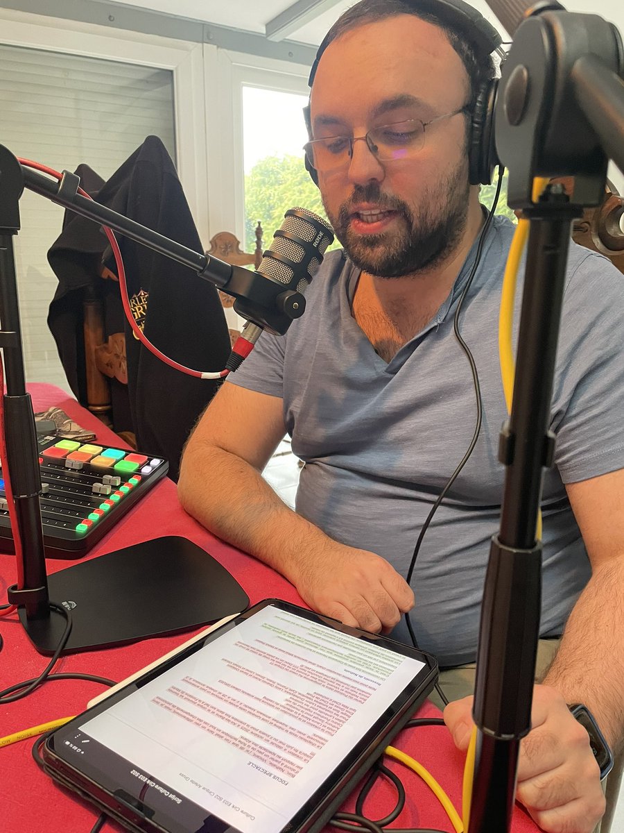 Espace_Cirque's tweet photo. 🚨INFO PODCAST CULTURE CIRK 🚨
L’épisode sur la « Parenthèse » du Cirque Arlette GRUSS a été enregistré hier 🎙️🎧
Rendez-vous le 25 avril prochain pour le découvrir 😊
#podcast #culturecirk #cirquearlettegruss #parenthese #mdci https://t.co/JRLtZZYe1O