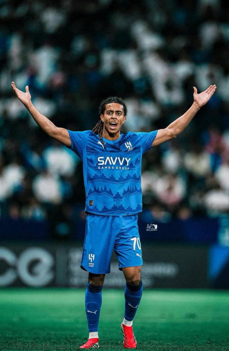 سـيرجي tweet media