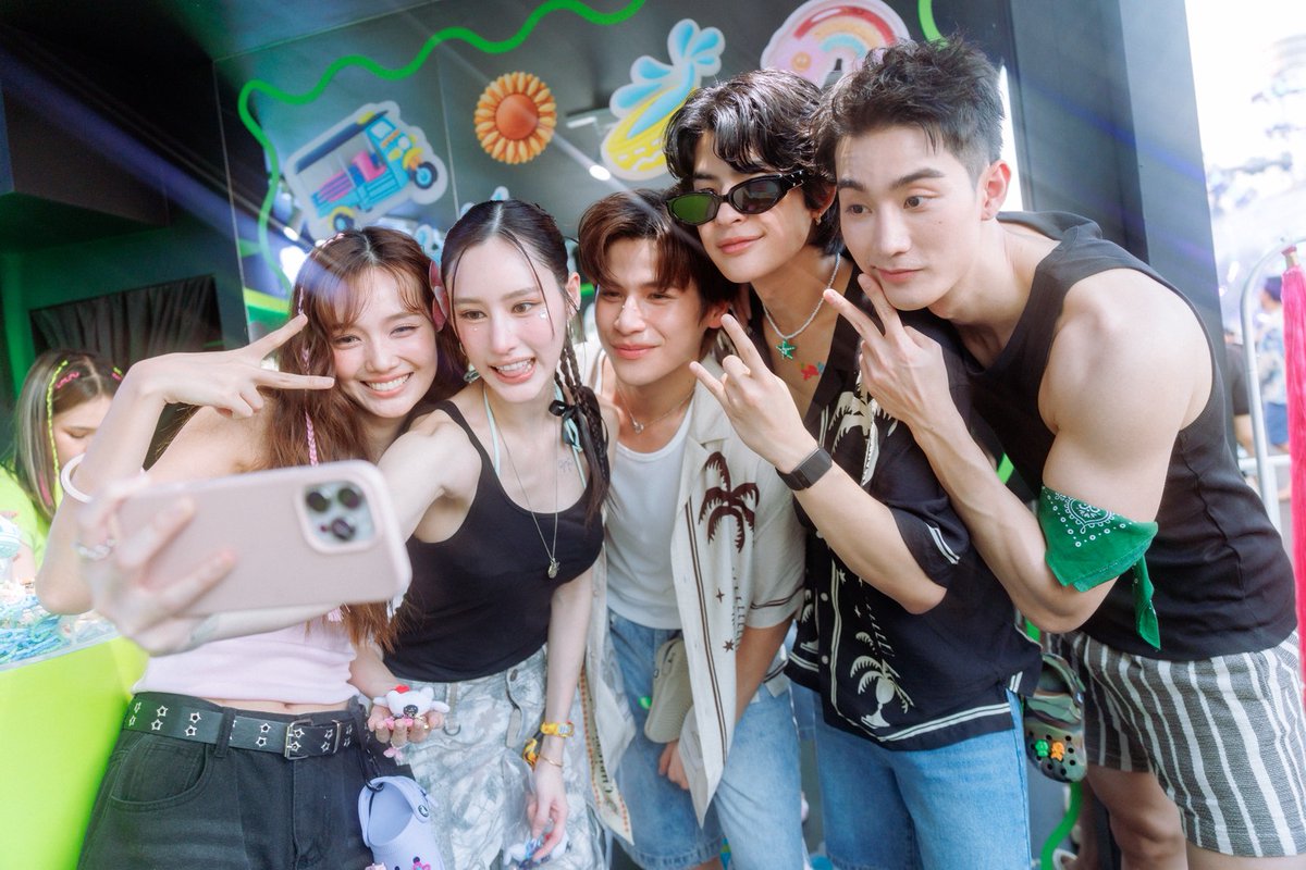 Mint Magazine Thailand tweet media