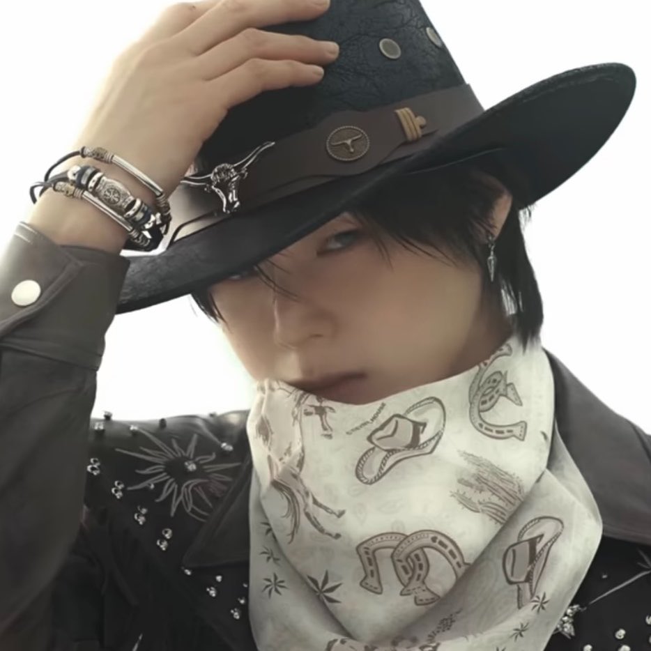 alice ✶ tweet media