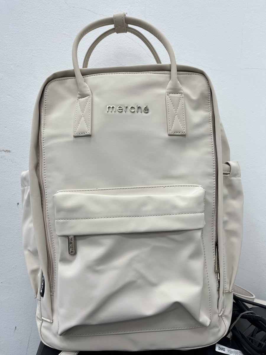 naya pengen kaya raya⋆.˚🦋༘⋆ tweet media