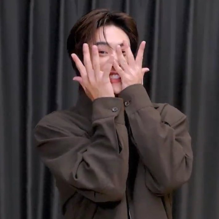 PN HW ●´ε｀● บาร์ธsad boy tweet media