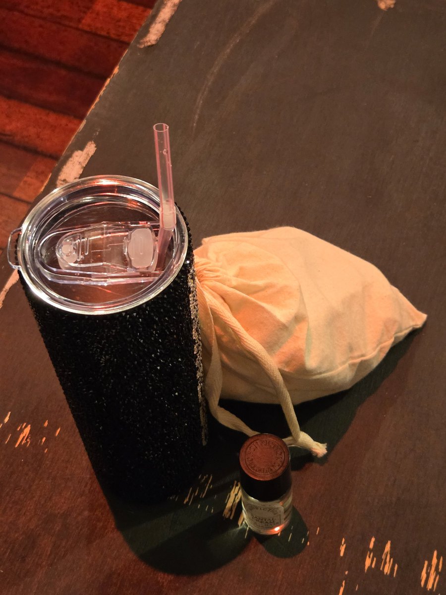 さかな tweet media