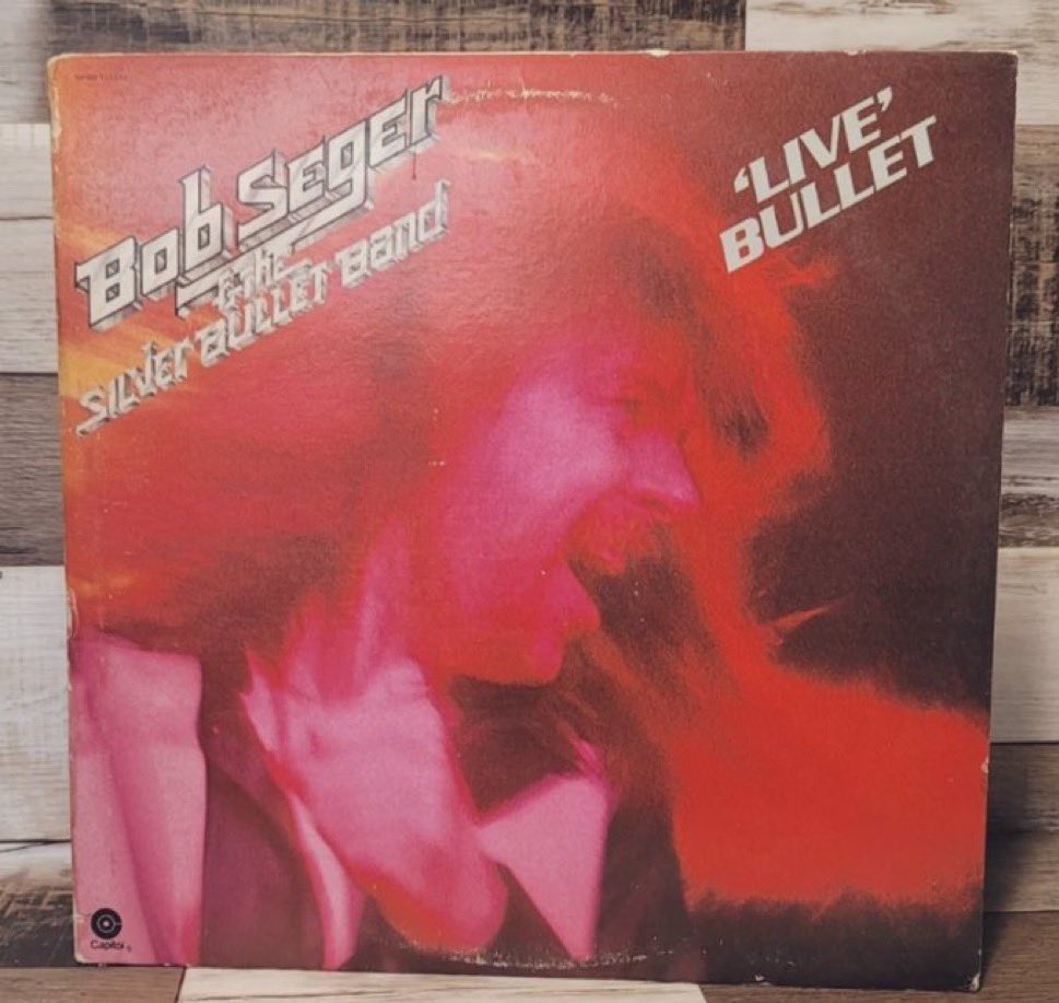 VINTAGE ROCK N’ ROLL 🎸 tweet media