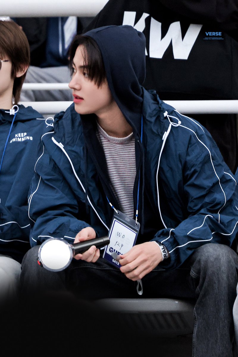 verse.(fan acc) tweet media