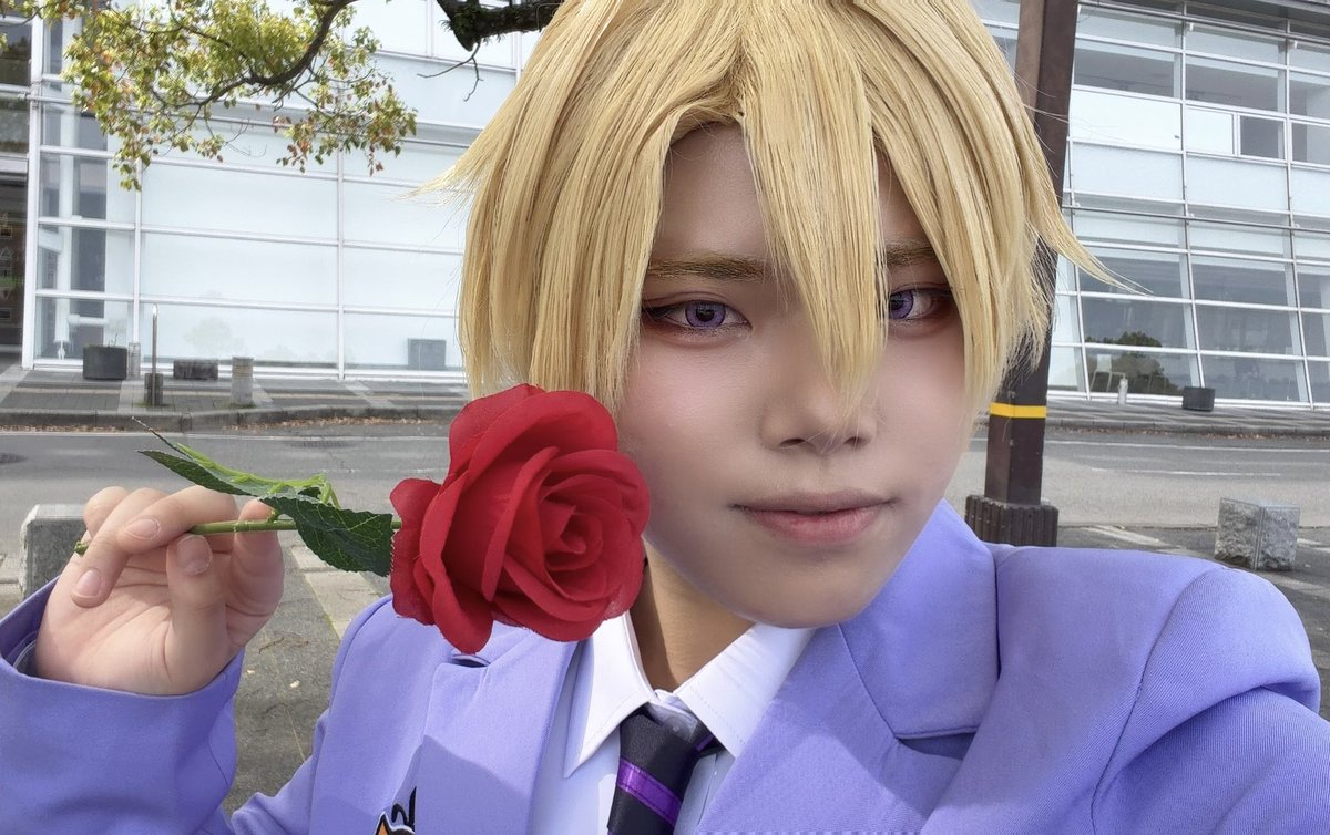 tea_101_'s tweet photo. りだつ！！
タルトも食べれたし、みんなと話せたしたのしかった~！！
みんなにかっこいいって言ってもらえてめっちゃモチベになった🥹🫶🏻🌹
#姫CON 
#姫CON2026 https://t.co/T4m7Gk6wyZ