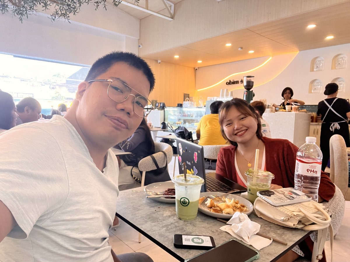 joannamaxri's tweet photo. 📍Café Mido - Lilac st.
matcha date with love 💚✨ 
nahilig na din sa matcha dahil kay boyfie 😁🫶🏼 https://t.co/ol7GN7Ioci