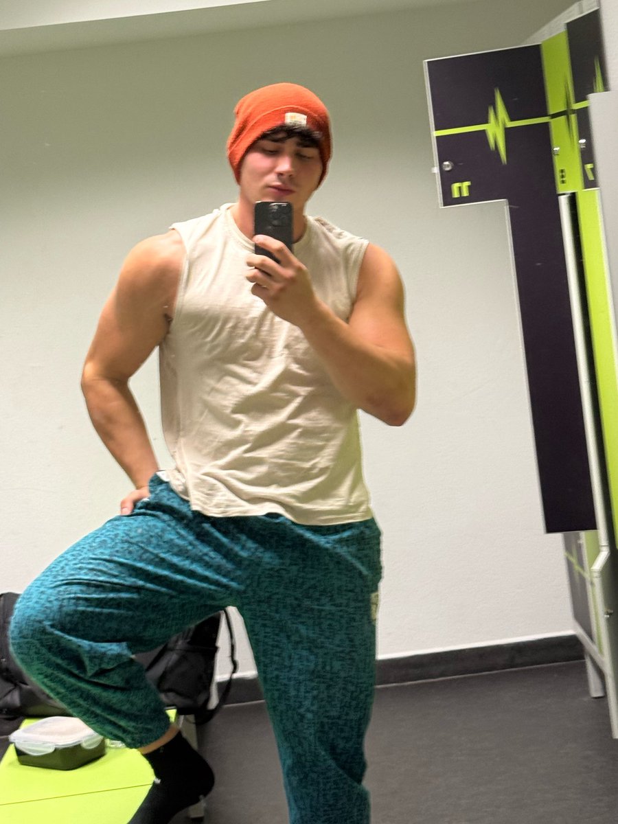 I am Paul Gainz tweet media