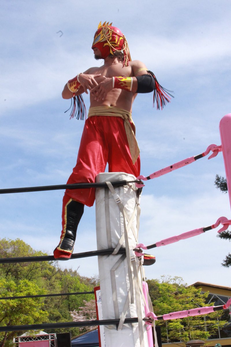 39su's tweet photo. SUZAKU選手
#大阪プロレス
#ハーベストの丘 https://t.co/MrmM46YpHT