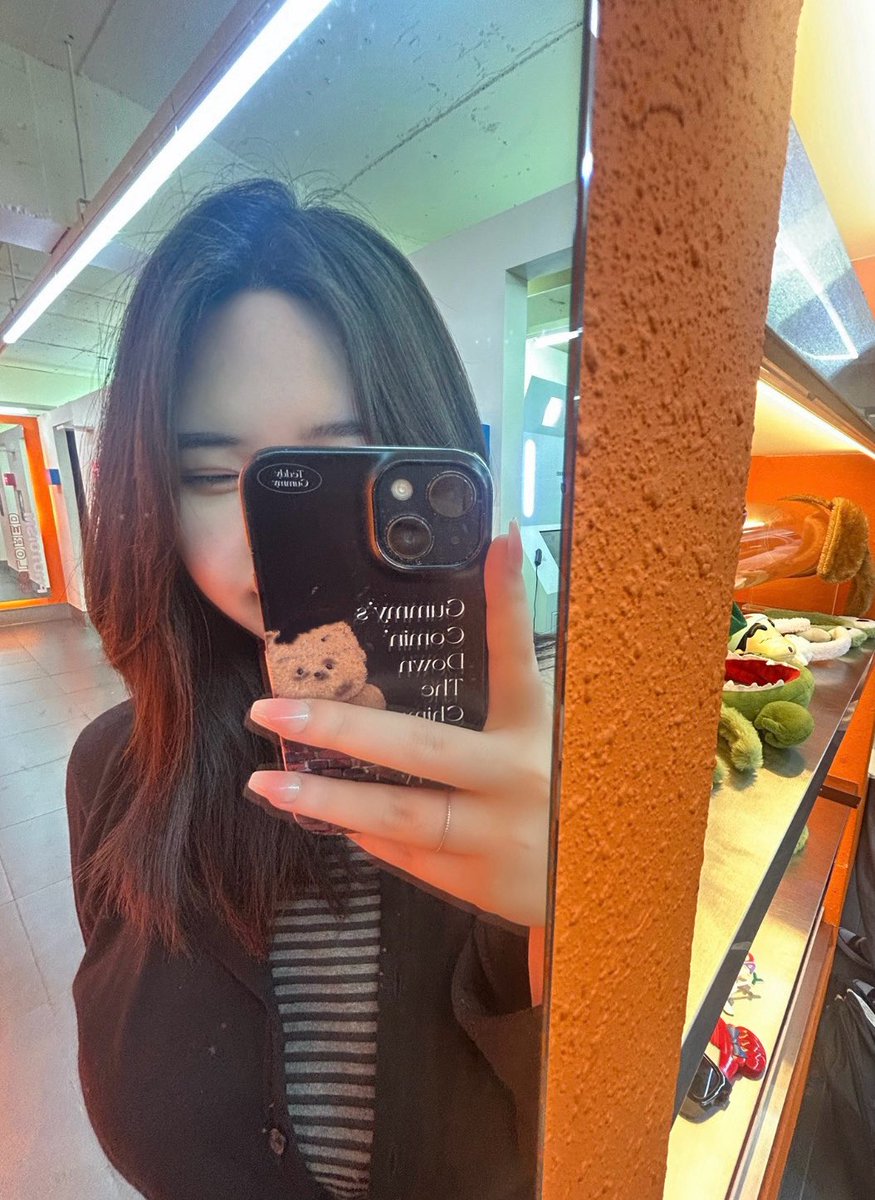 아야 tweet media