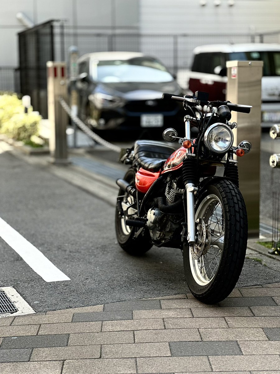 gochan_van200's tweet photo. 街角バンバン https://t.co/7XAEpldDam