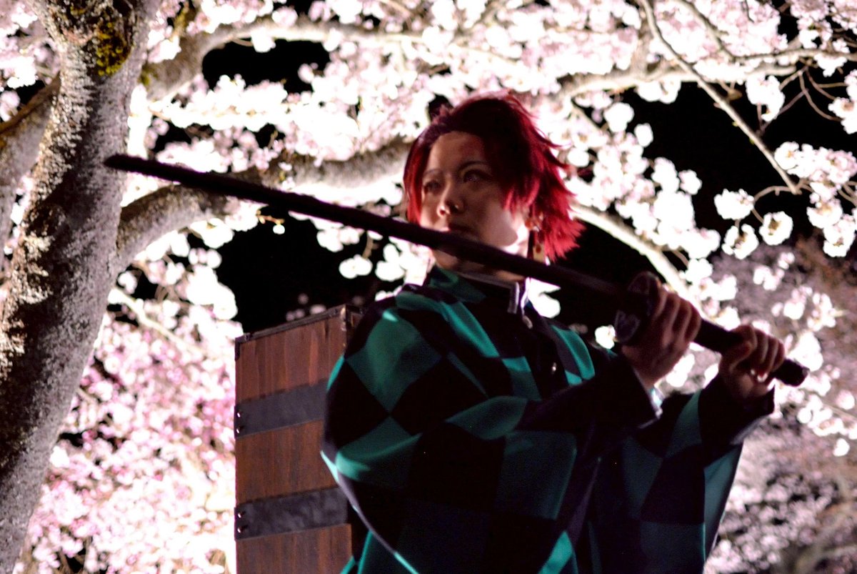 tsubata15's tweet photo. 【コスプレ∣cosplay】
    鬼滅の刃    竈門炭治郎

      鬼の匂い

📷:@r_tanntatann 
#コスプレ桜祭26 https://t.co/4quWsAMoa2