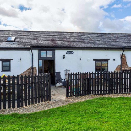 Tiggers_Tails's tweet image. Tigger Club Business Listing: 
Badger cottage
tigger.club/dvn-acc/1024-b…
Dog friendly holiday accommodation in Devon
#TiggerClubNews #accommodation  
@woodlands_devon