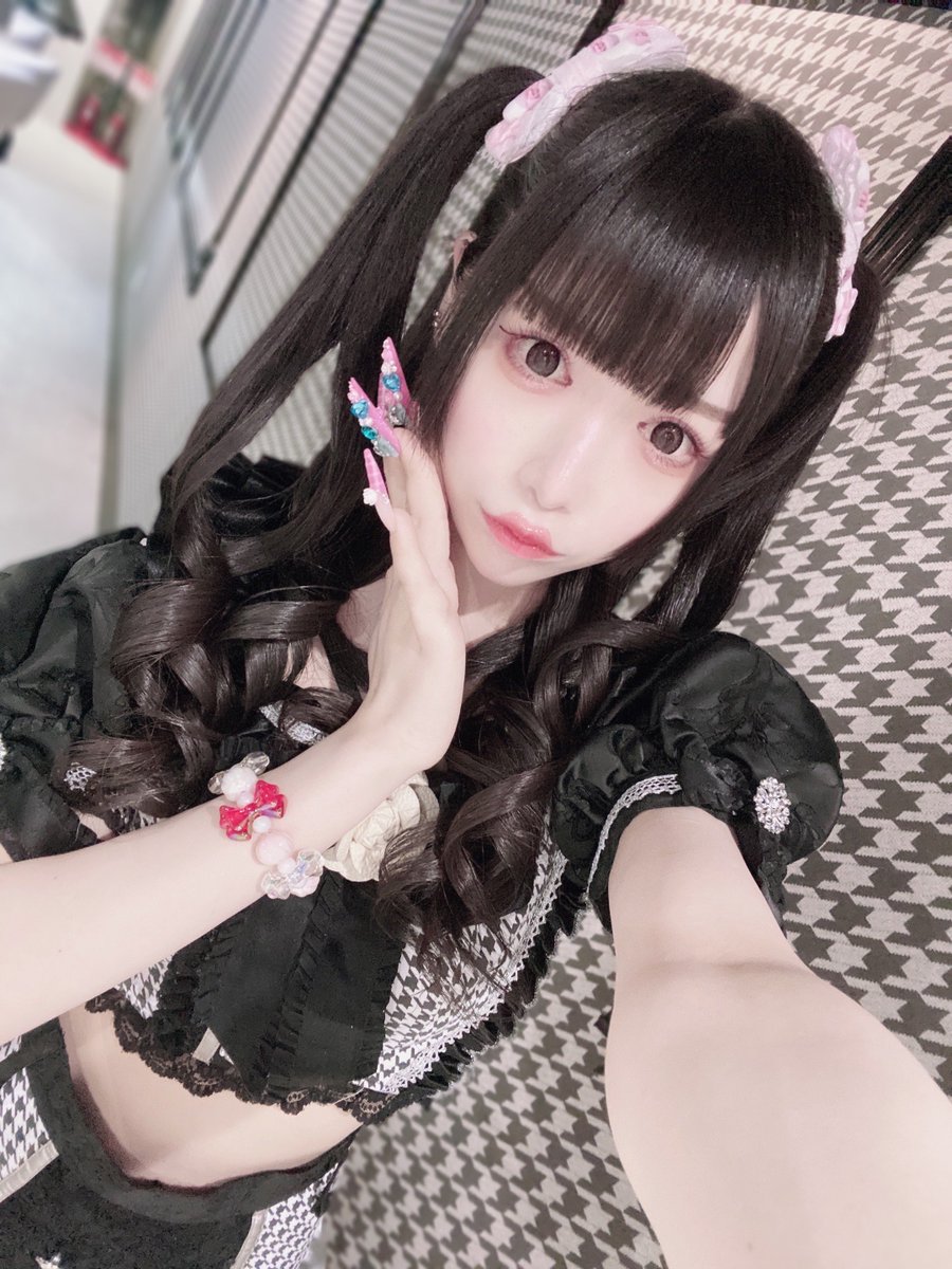 むに♡ tweet media