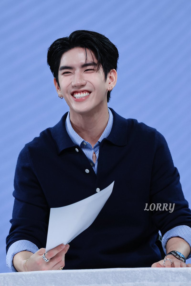 Lorry_jjyp tweet media