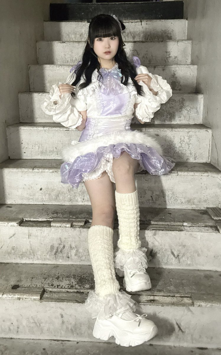 Neige_Hono's tweet photo. 『アナフェス北海道mini vol.105』ありがとうございました！Crystal☆Neigeの紫色担当💜#白羽ほの です！🪽♡
#CrystalNeige #白羽ほの https://t.co/lW1xjVYmah