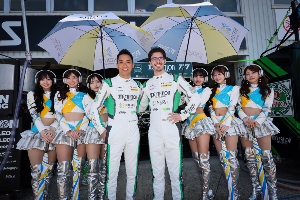 dstation_racing's tweet image. 嬉しい開幕勝利を飾った
 #SUPERGT 第１戦の様子を写真で📷✨️

#DstationRacing｜#AstonMartin｜#Vantage