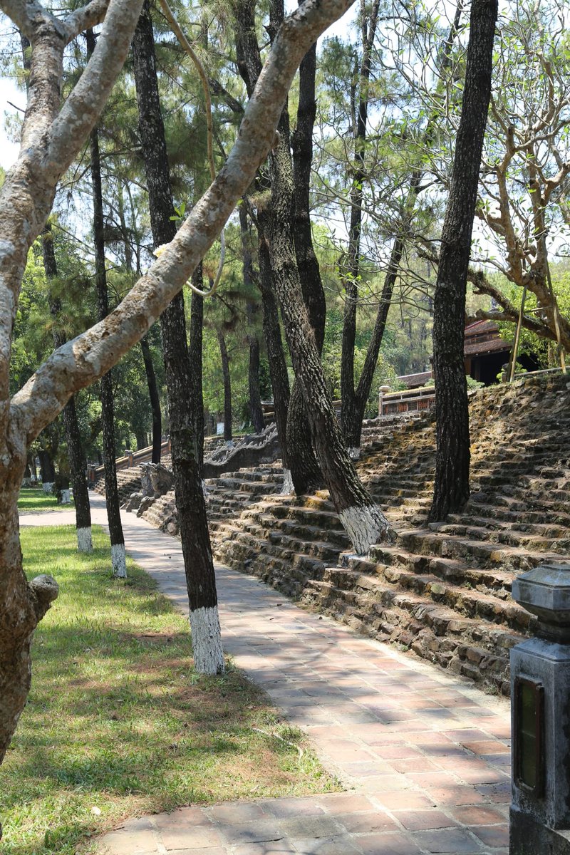 Sukani123's tweet image. Impressionen Mausoleum Kaiser Tu Duc.
Hue #Vietnam