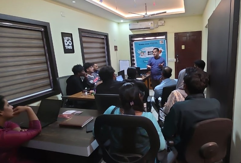 3SandOurHealth's tweet photo. 3S &amp; Our Health Society's  awareness session on Healthy Living, Happy Life at Digital Marketing Agency Tapclone ,Palarivattom https://t.co/mY8kUyjtGJ