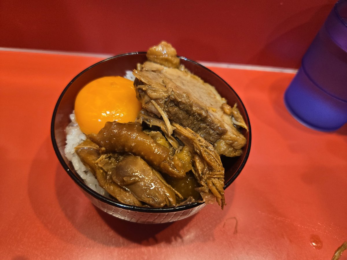 えじみその tweet media