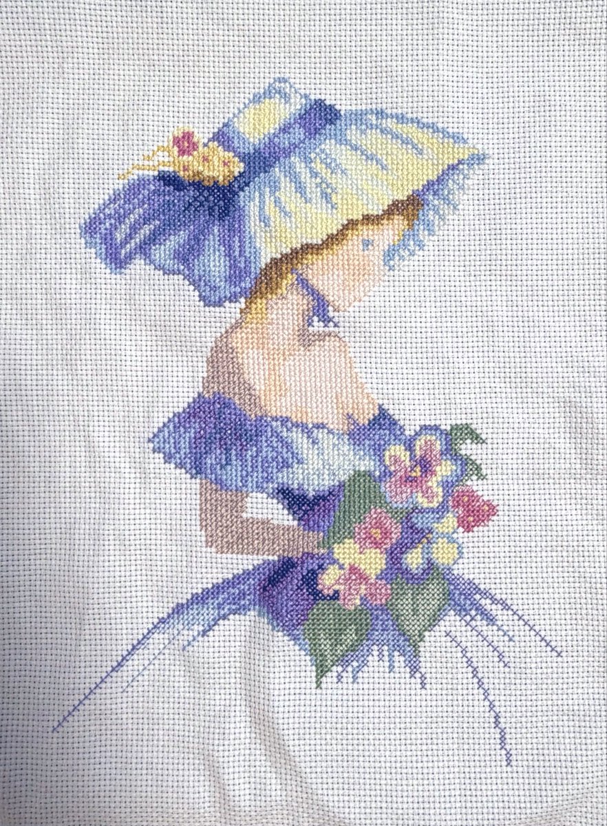 stitch_lemon's tweet photo. クロスステッチ部分が終わりました💐

Charivna/Lady
#クロスステッチ
#刺繍 https://t.co/dNQ3EmW5zG