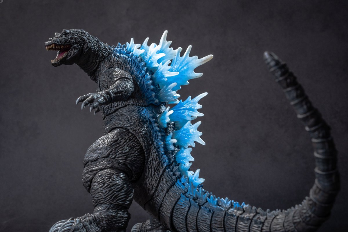 GhidorahStan1964 tweet media