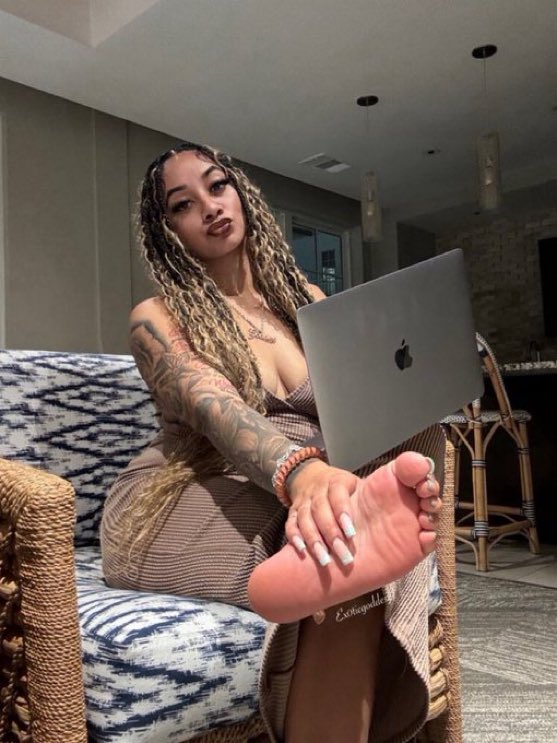 MIRACLE CATFISH FINDOM tweet media
