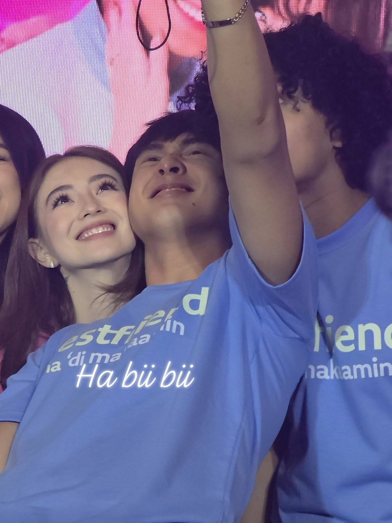 aire_aa's tweet image. —jmfyang ♡

#AlmostUs