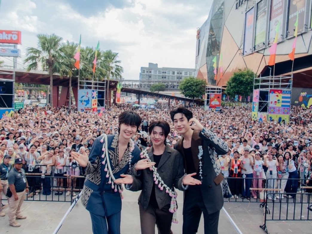 TleFirstone_SupportTH tweet media