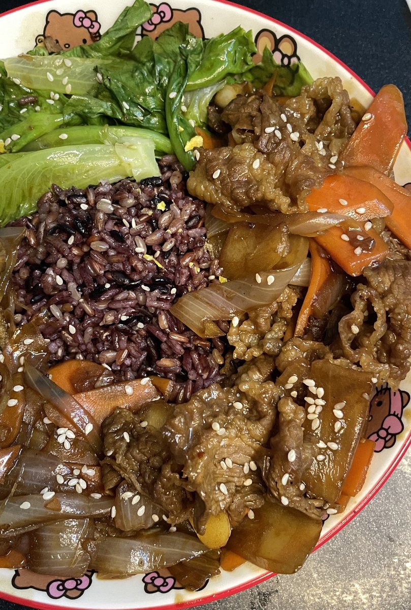 因为想吃薯条所以点了番茄酱（废话版 tweet media