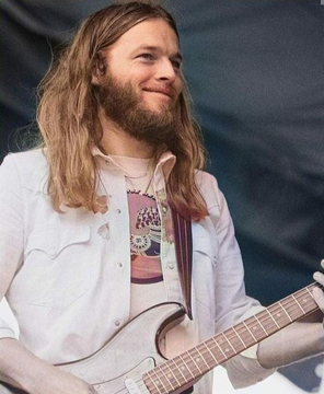 The Extreme Music Enthusiast tweet media