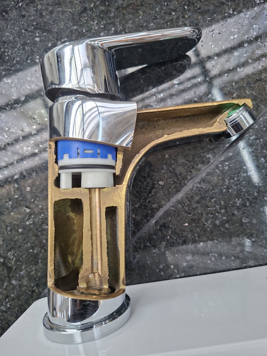 aquistar82413's tweet photo. Ever wondered what’s inside a basin mixer tap?
See this cut section
🔧 The cartridge controls water flow and temperature
🔧 The spindle transfers movement from the handle
🔧 Inside,hot and cold water mix before flowing out
🔧 The tip has an aerator for smooth, splash-
free water https://t.co/VYKucLgZsS