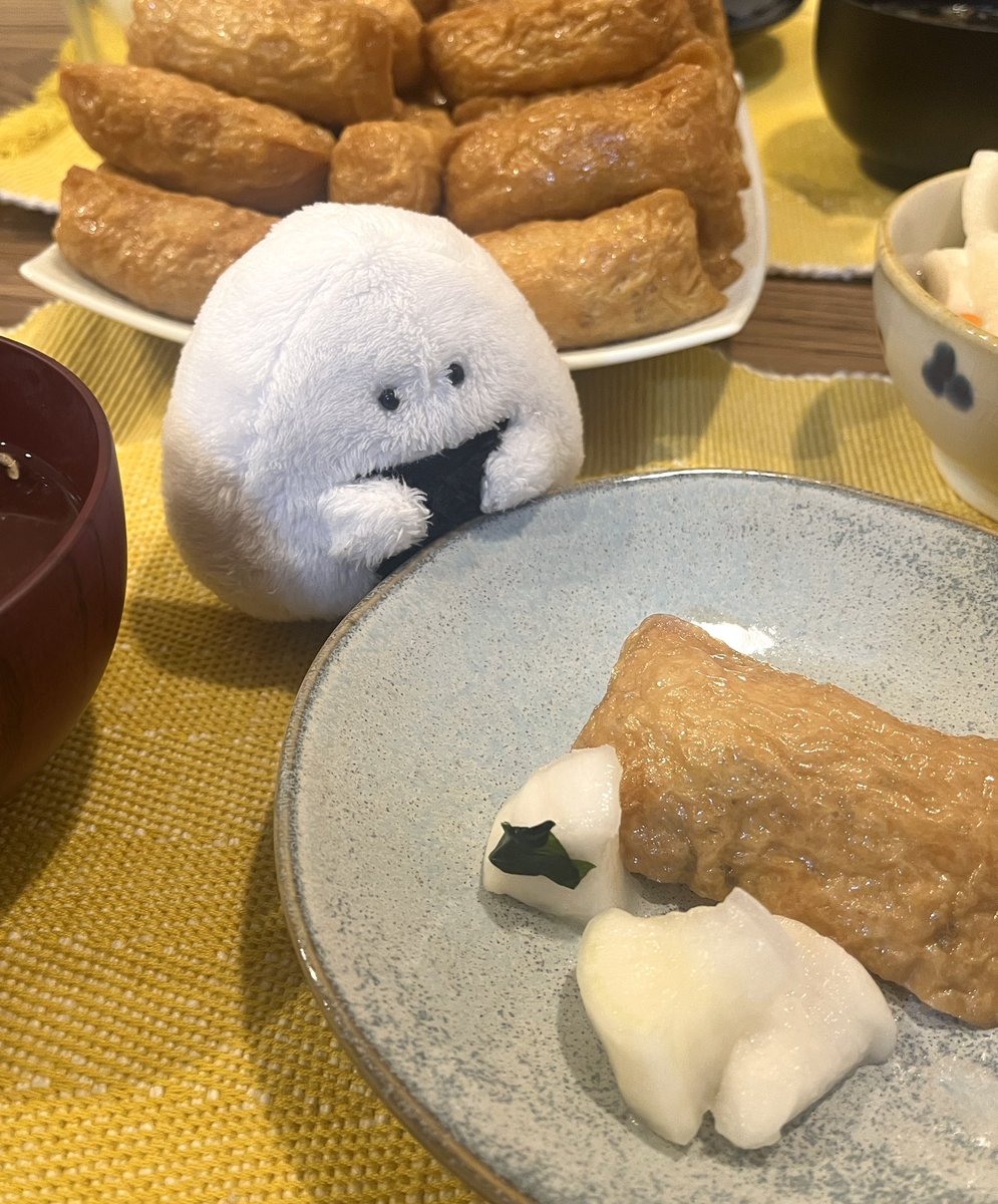 onigirisan_ippn's tweet photo. いなり犬どうしたの？

今日は元気ないﾈ🍙 https://t.co/yB0kv1pOCA