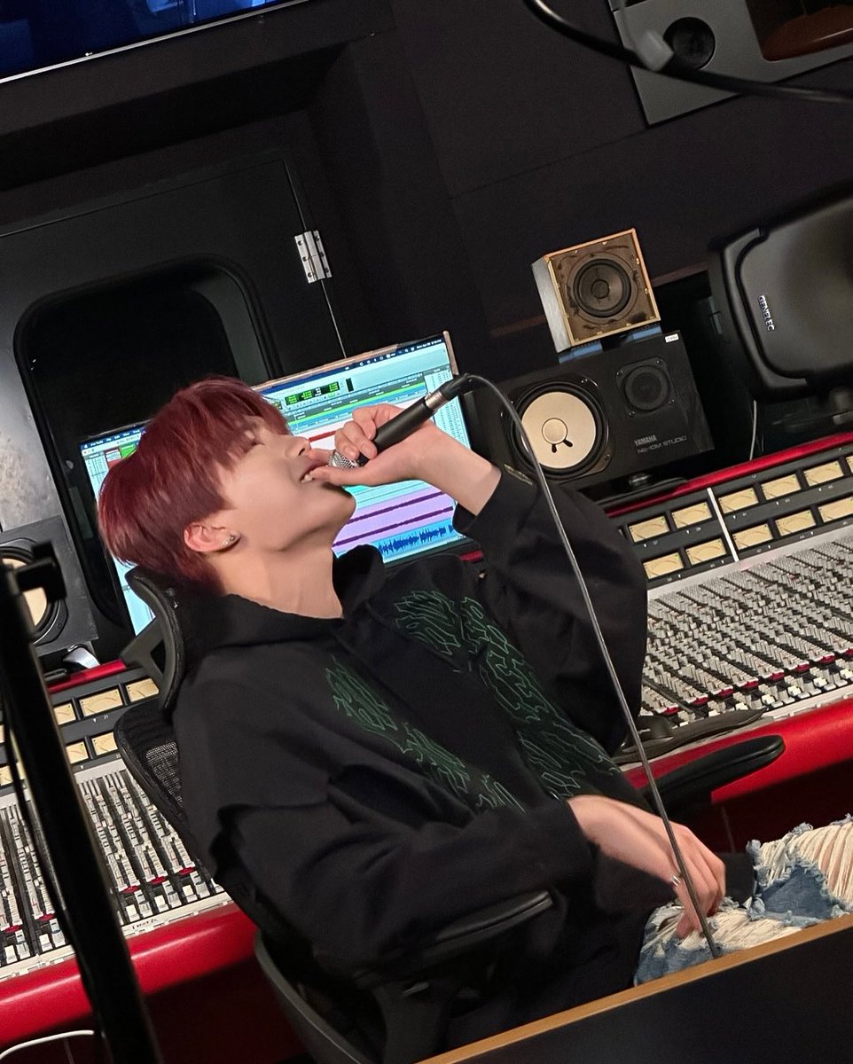 하악각미남 tweet media