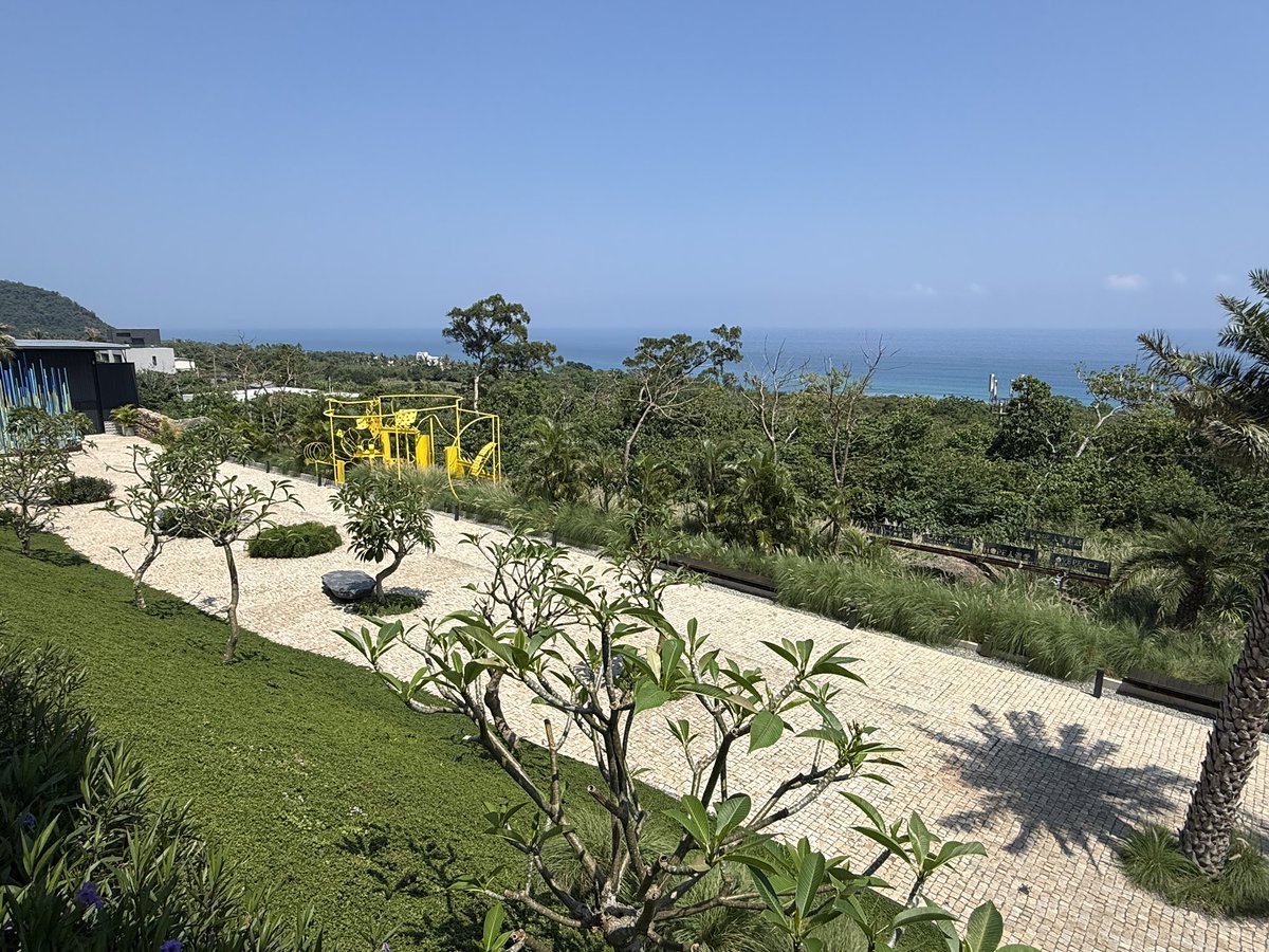 可以叫腦袋停一下嗎 tweet media