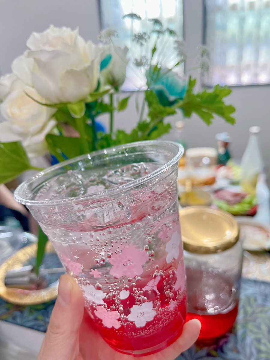 一杯呑みながらキッチンでフィッシュ&amp;チップスを揚げて、カウンター越しに皆んなの会話を聞いている休日。最高だわ