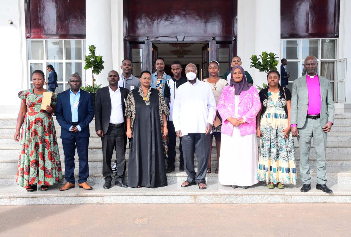 NabasaRihanga's tweet photo. @nilepostnews We pray that H.E @KagutaMuseveni unmask the mafias behind that saga and accord his fallen hero a descent burial as promised. https://t.co/1XEezjOJJK