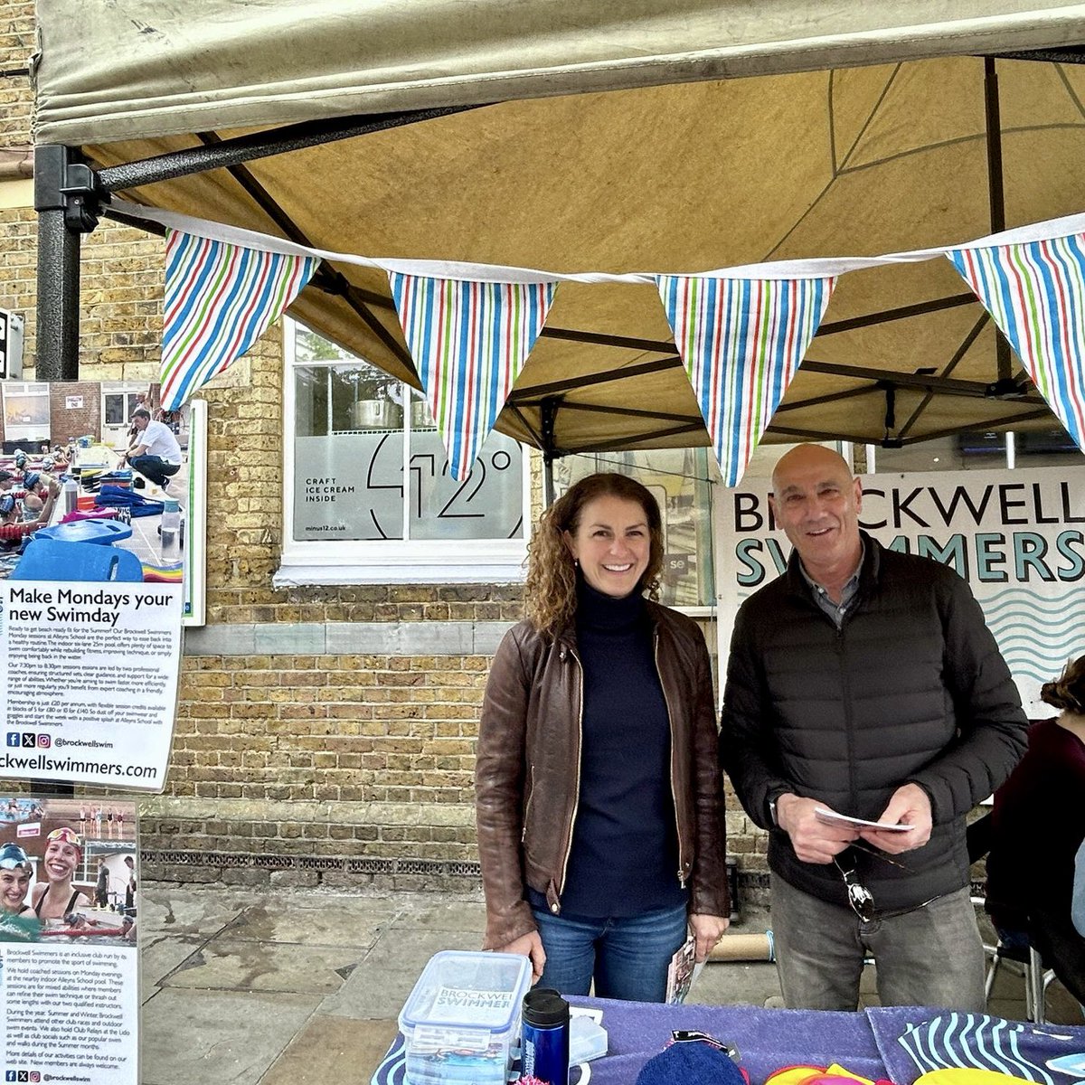 brockwellswim's tweet photo. Market Day with the Brockwell Swimmers club. @hernehillforum #HerneHill https://t.co/XKWk2yXpYr