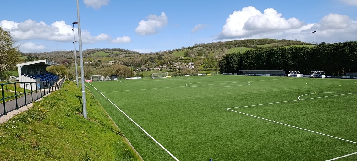 wanderintractor's tweet image. Ok, click the link below for my latest #blog &amp;amp; match report from a very enjoyable trip to Bath for the @LarkhallAFC v @BidefordAFC @SouthernLeague1 Division One South match. 
wanderingtractor.uk/larkhall-athle…
A top day out on all levels!
#NonLeague #grassroots