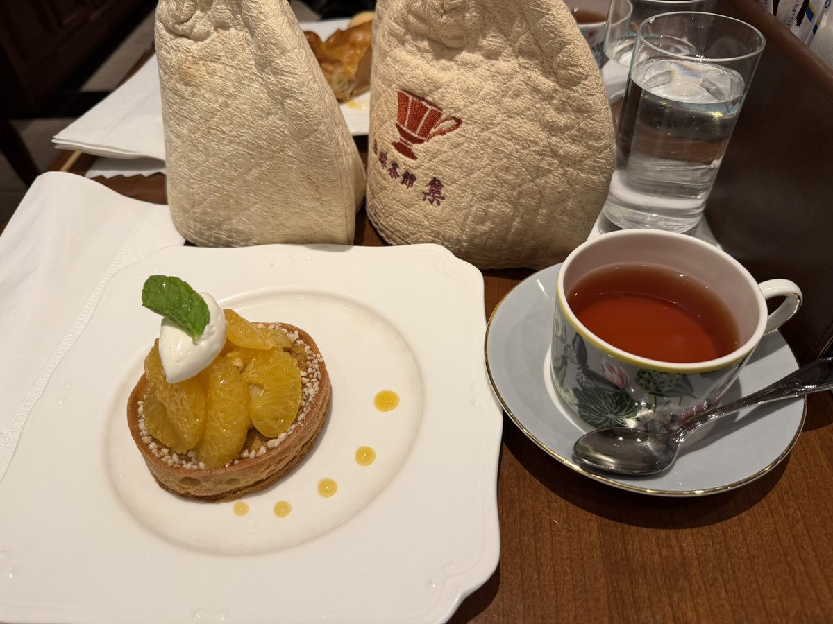 今日は遊月ちゃんとDC観に池袋行ってのんびりご飯とお茶してきた！
お腹いっぱいだし眠いww
話の流れでうっかりミスラをやる事になったww
すぐ眠くなって眠い眠い言って欠伸してたから😂