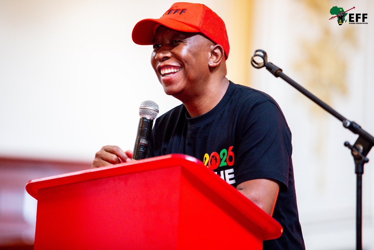 EFFSouthAfrica's tweet image. ♦️In Pictures♦️

The President and Commander in Chief @Julius_S_Malema addressing the Johannesburg Subregions B and F Branch Command Teams.

#RegisterToVoteEFF  In The 2026 Local Government Elections On The Following Link: registertovoteeff.org.za