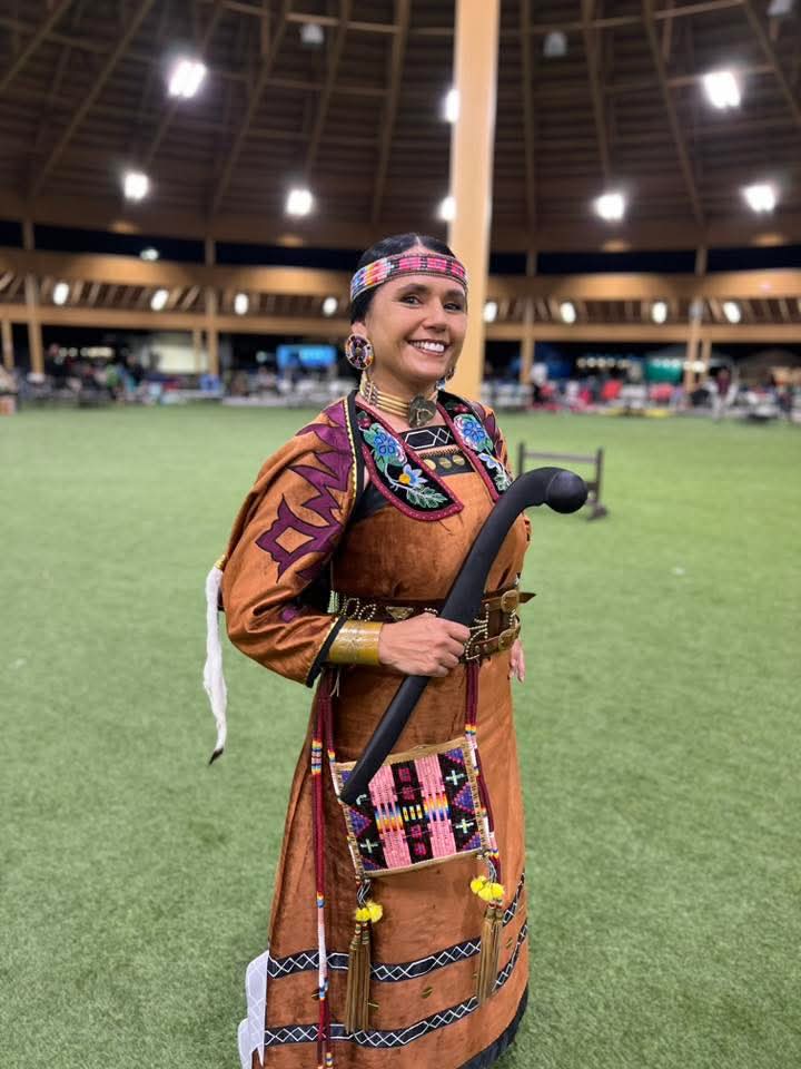 powwownatives's tweet image. I don’t have a lot of time to put into my regalia so when I made this dress I used the cuffs from a beautiful set of moccasins made by Neil Oppendike for the straps. 
#ojibwe #ingenuity