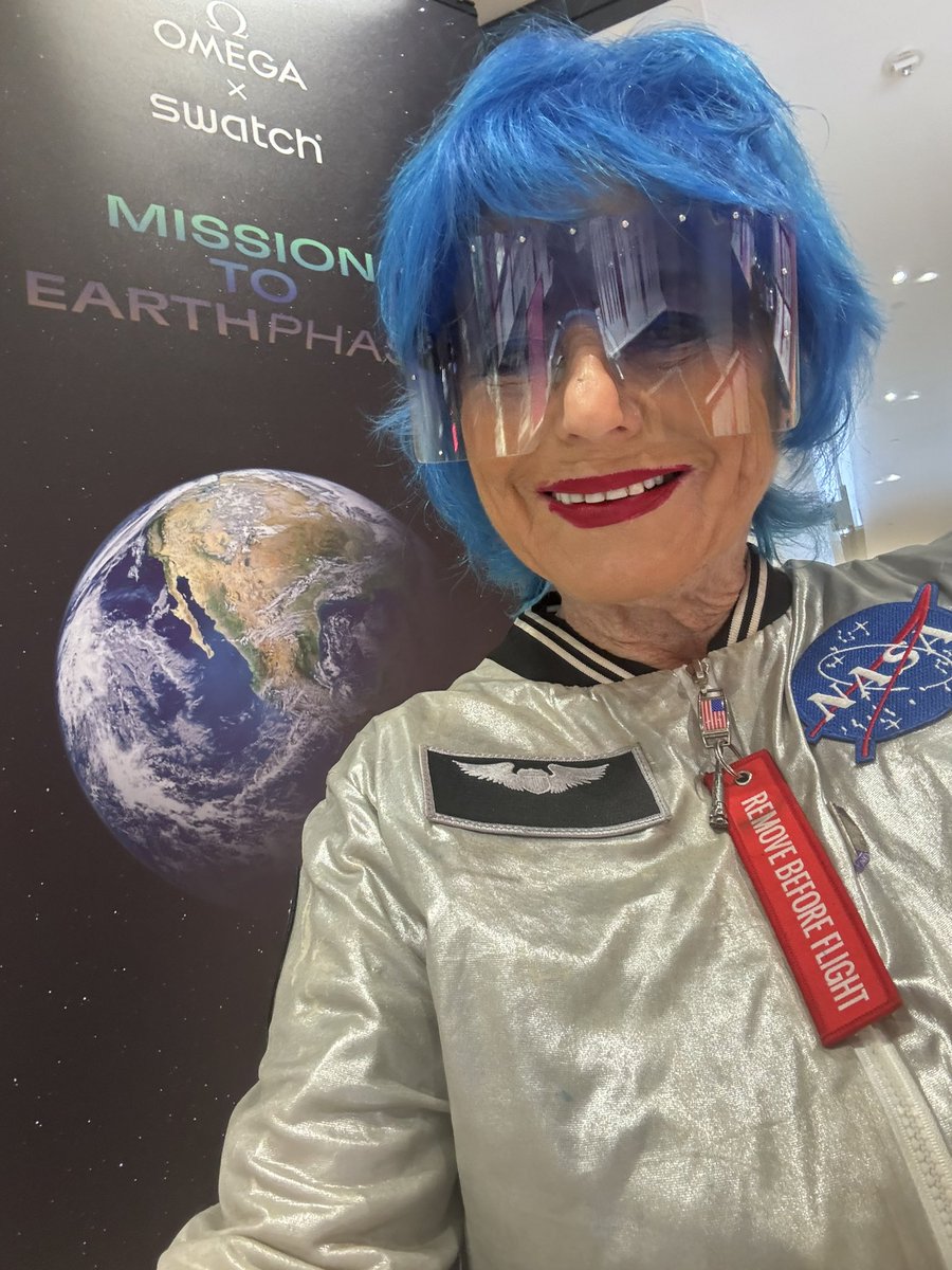 Lady Rocket tweet media