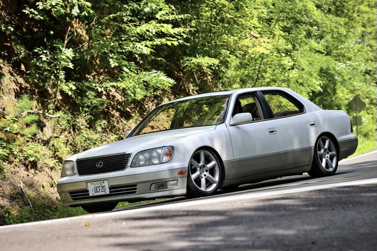 horsepower's tweet photo. I love the Lexus LS400 as much as anybody else. They’re fantastic cars.

But in no world should a 225,000 mile example that isn’t even perfect have an asking price of $12,000.

What are we even doing? https://t.co/k1eDC5IfOu
