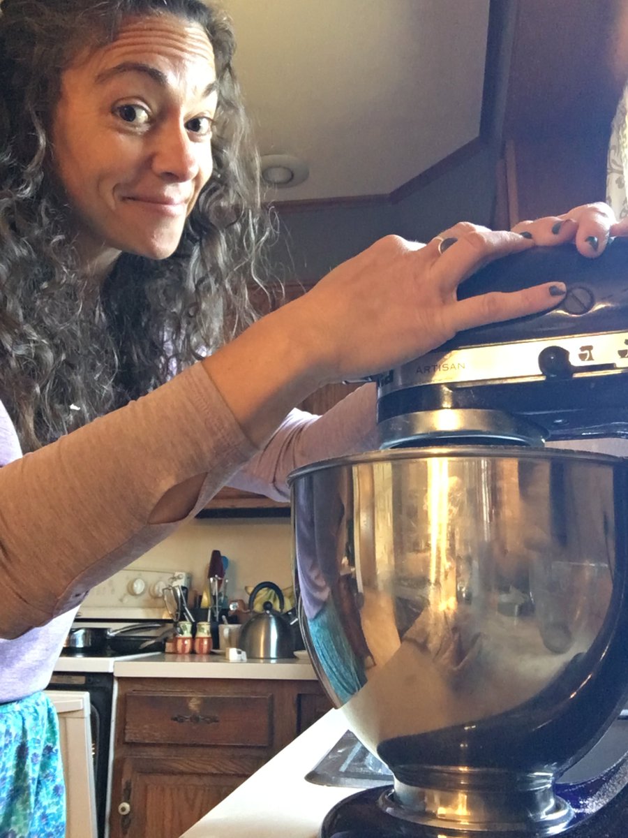 joylilacbeauty's tweet image. Who else has to hold down the mixer so she doesn't bumble right off the counter! lol #baking #baker #scratchcooking #homemade #cooking