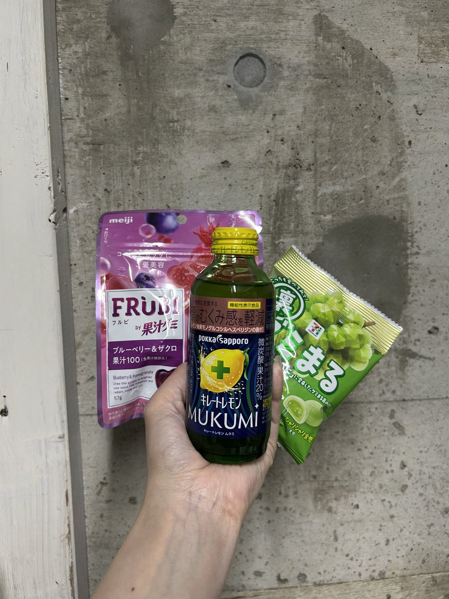 a.m*あき tweet media