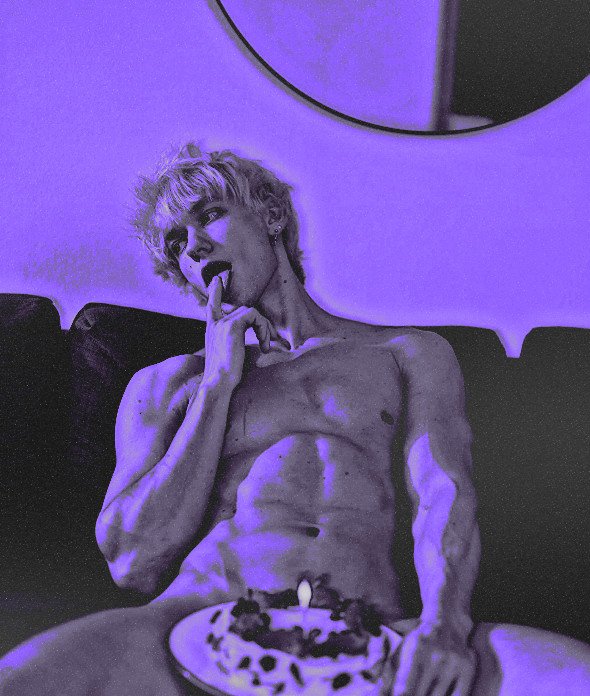 C̶U̶R̶S̶E̶D̶ ̶C̶U̶N̶T̶ 彡★ tweet media