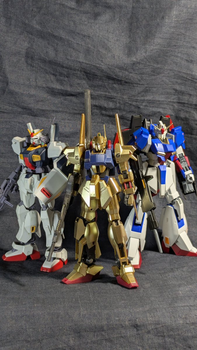 R・ヒューガ tweet media