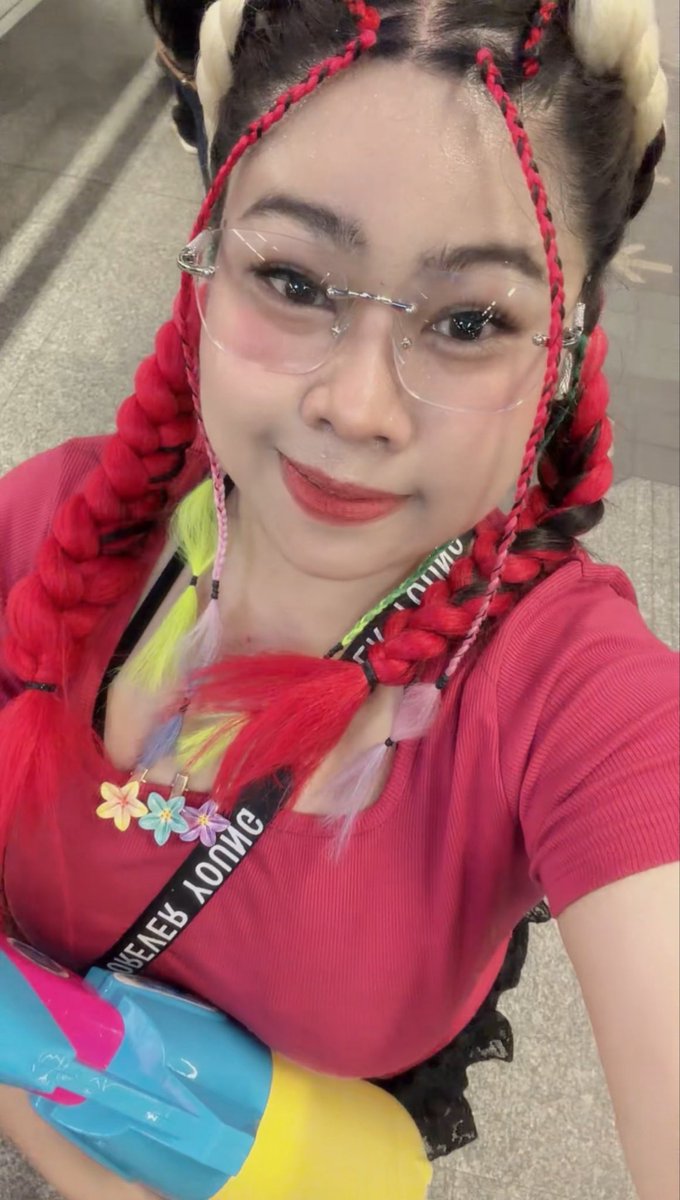 sudaporn tweet media